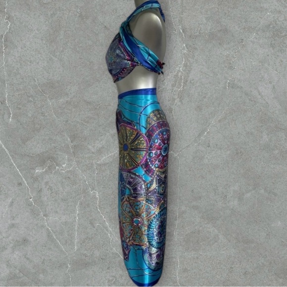 🆕Luxury Satin Scarf Top & Wrap Skirt - Picture 5 of 16